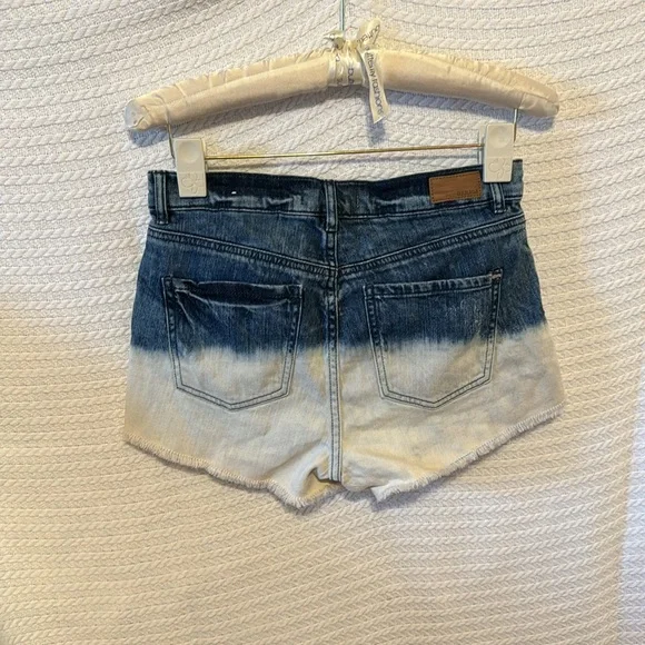 Garage shorts high waist size 5 brand new like condition women’s size 5 - Picture 6 of 9